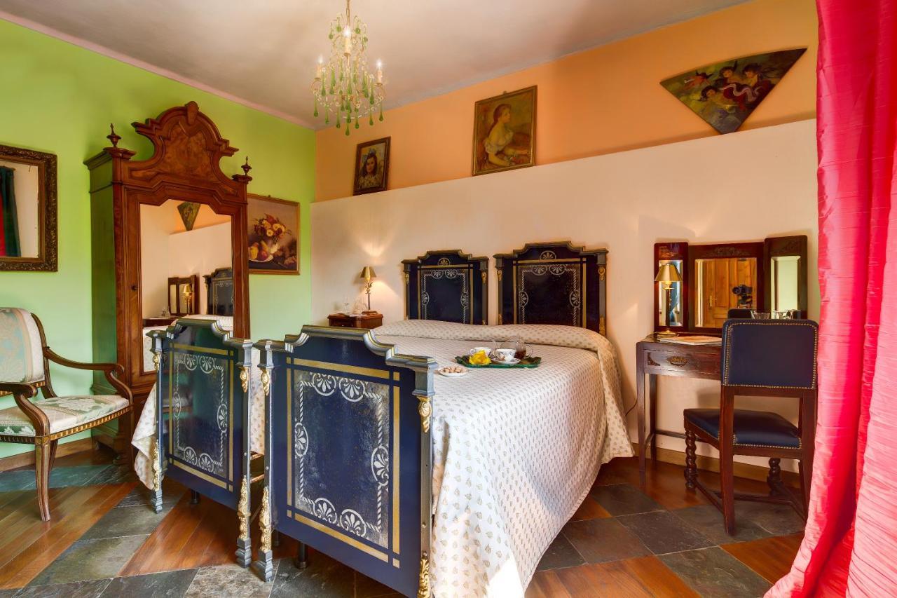 Villa La Favorita Alba  Zimmer foto