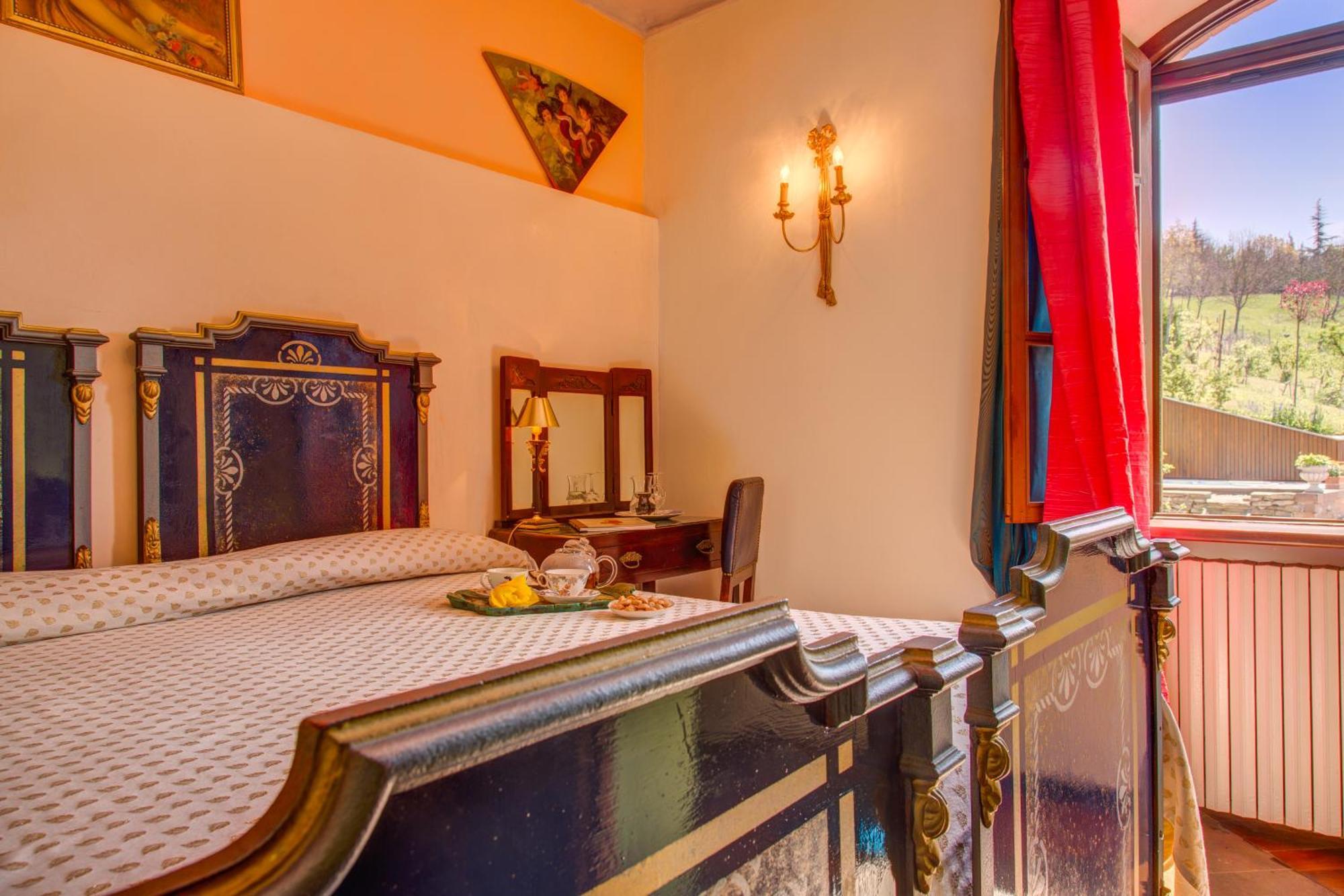 Villa La Favorita Alba  Zimmer foto